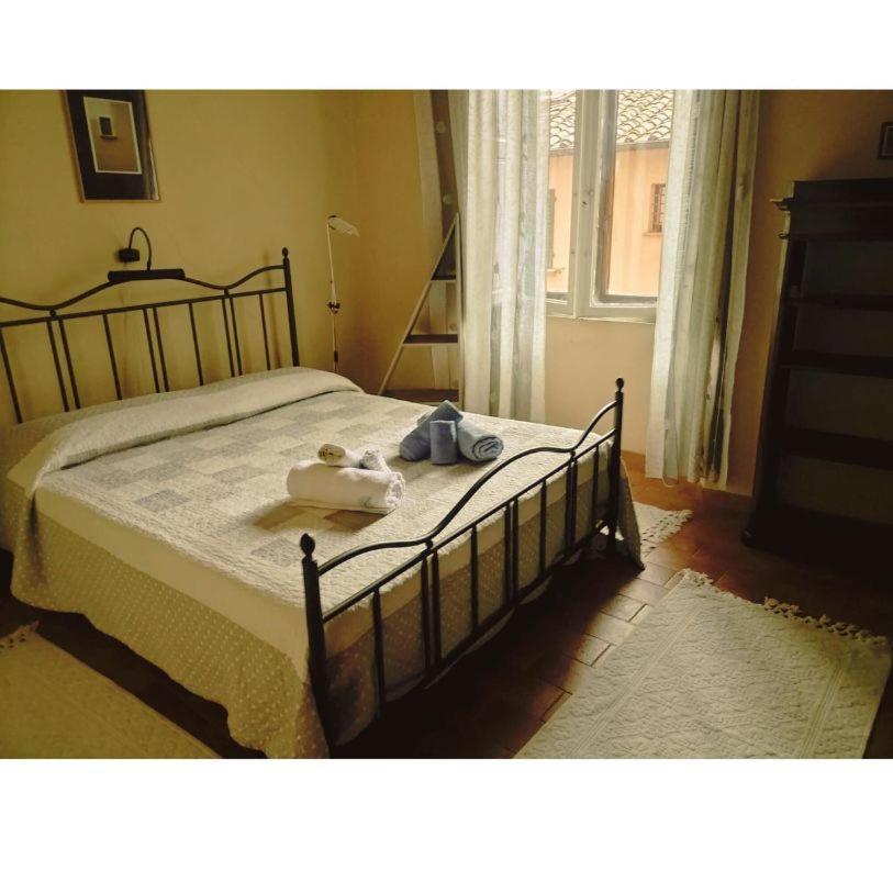 Residenza Fabroni Bed & Breakfast Montepulciano Stazione Екстериор снимка