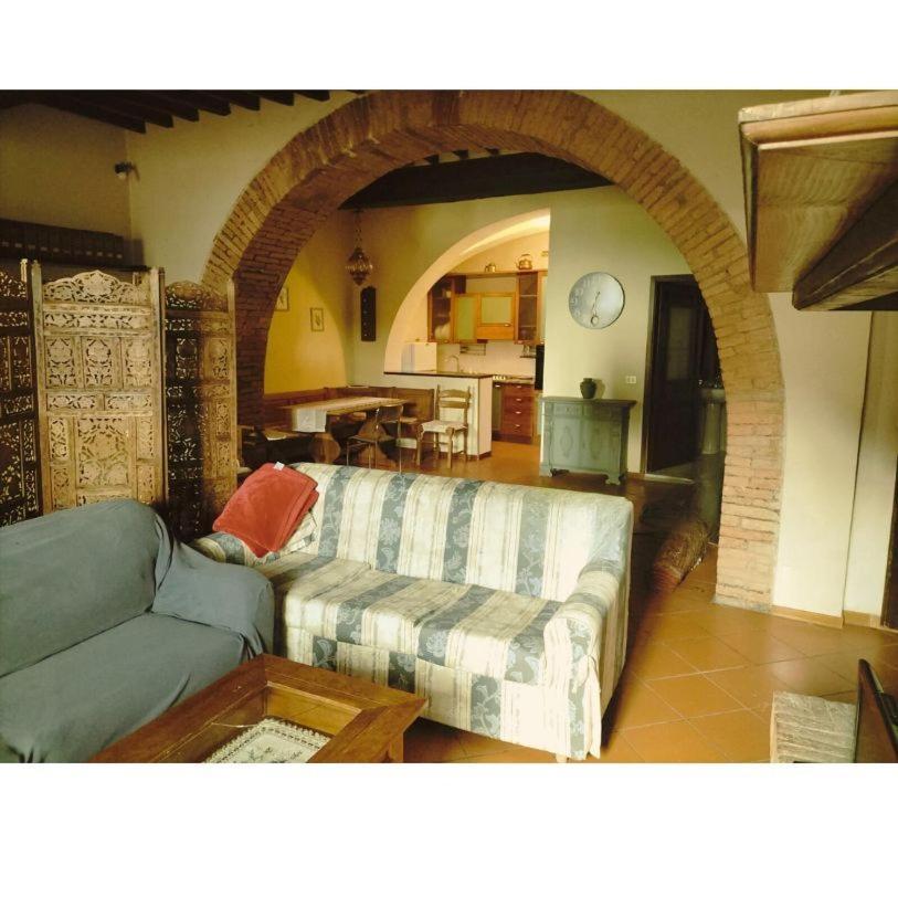 Residenza Fabroni Bed & Breakfast Montepulciano Stazione Екстериор снимка