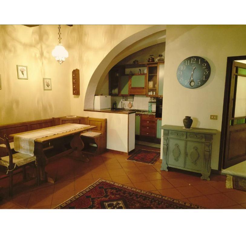 Residenza Fabroni Bed & Breakfast Montepulciano Stazione Екстериор снимка