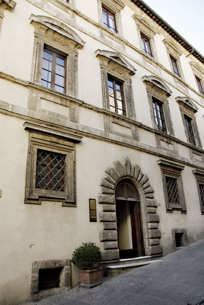 Residenza Fabroni Bed & Breakfast Montepulciano Stazione Екстериор снимка