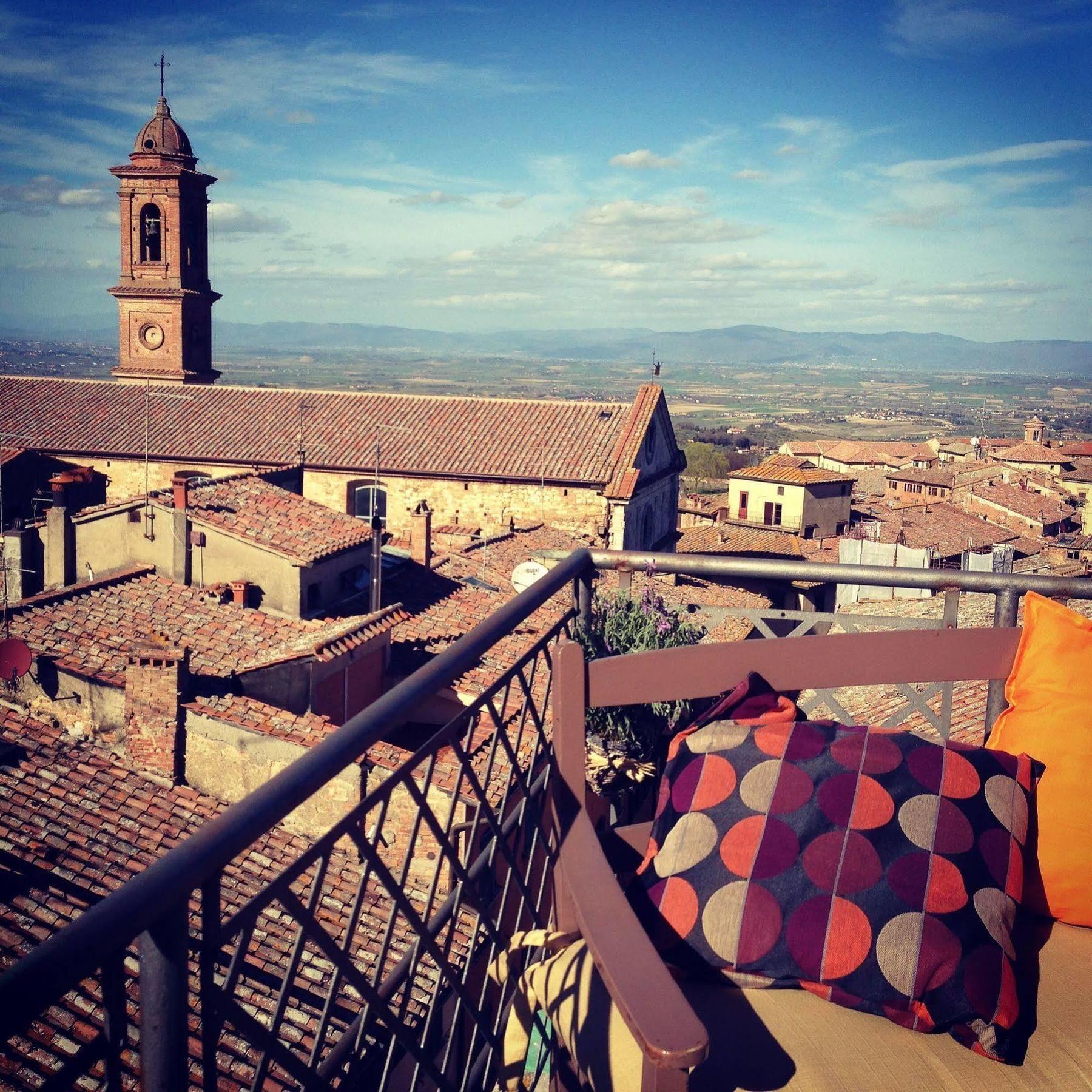 Residenza Fabroni Bed & Breakfast Montepulciano Stazione Екстериор снимка