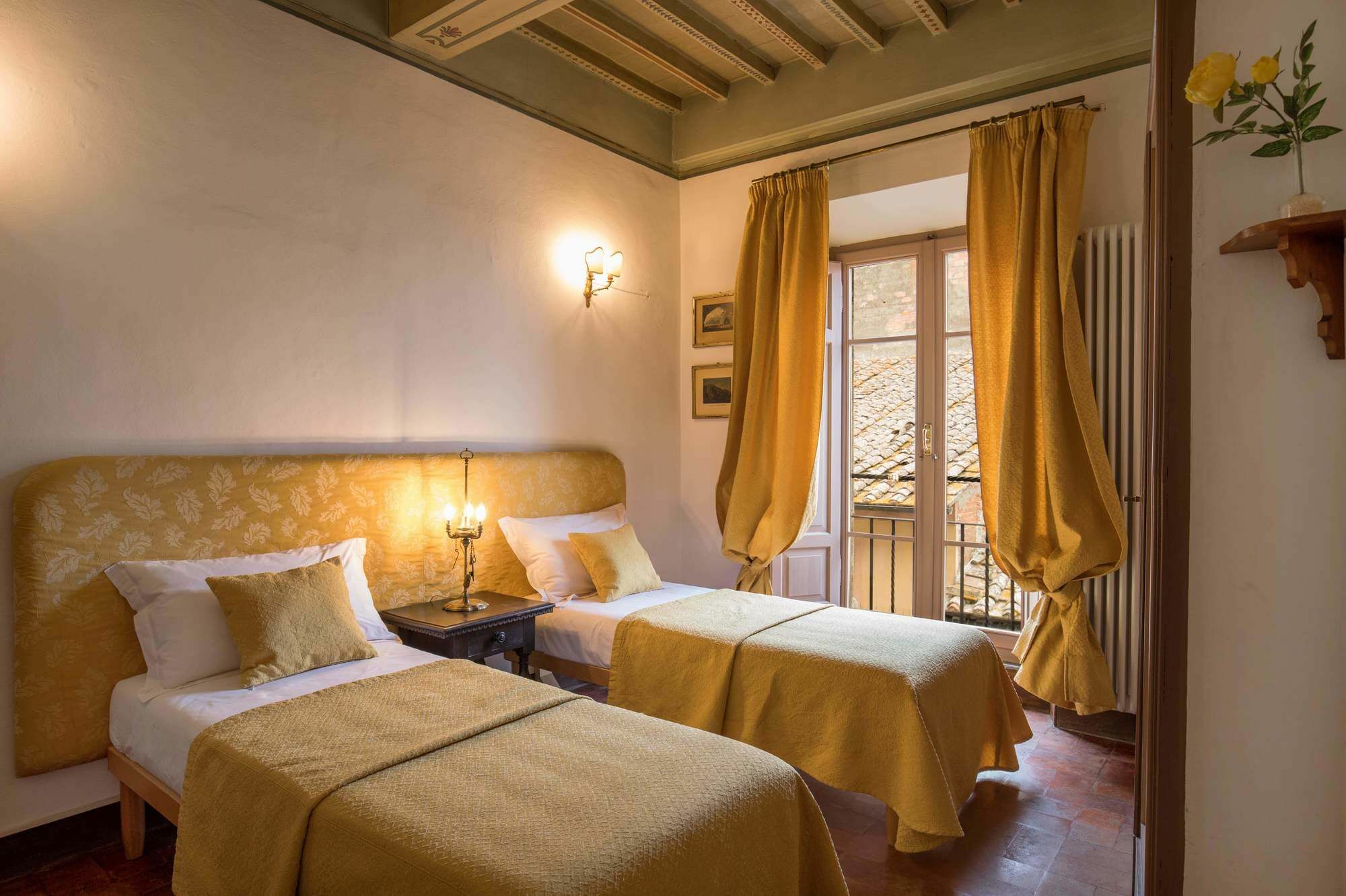 Residenza Fabroni Bed & Breakfast Montepulciano Stazione Екстериор снимка