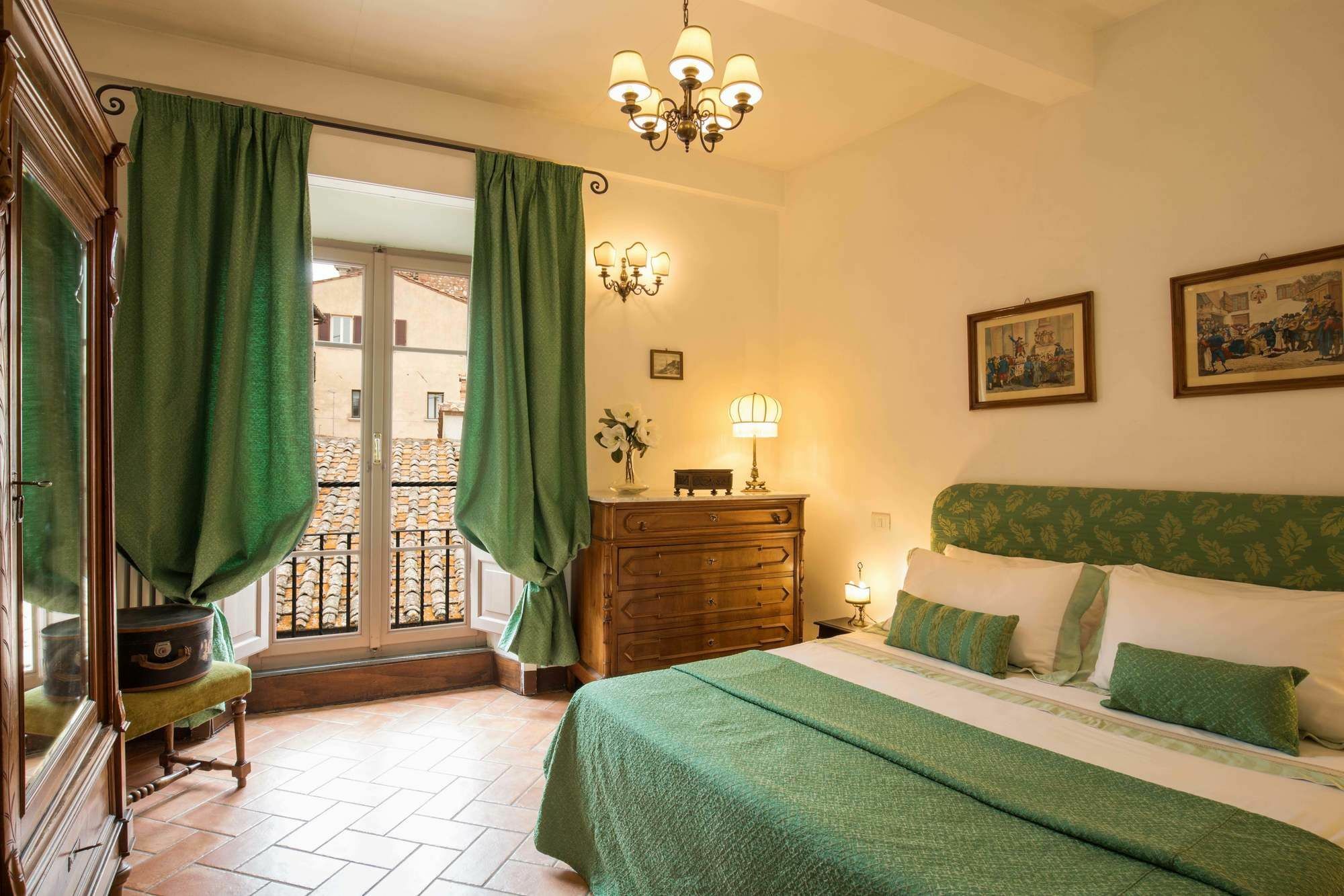 Residenza Fabroni Bed & Breakfast Montepulciano Stazione Екстериор снимка